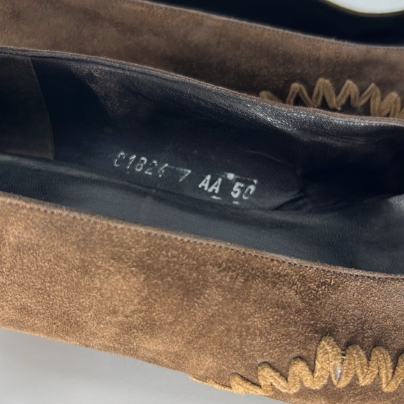 Mario Valentino vintage suede heels women’s 7 - Picture 6 of 12